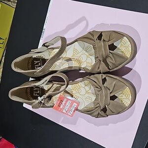 Charles clinkard women shoes